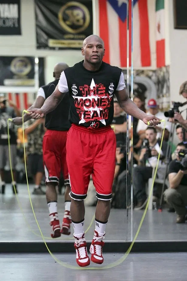 Floyd Mayweather jumping rope in training camp